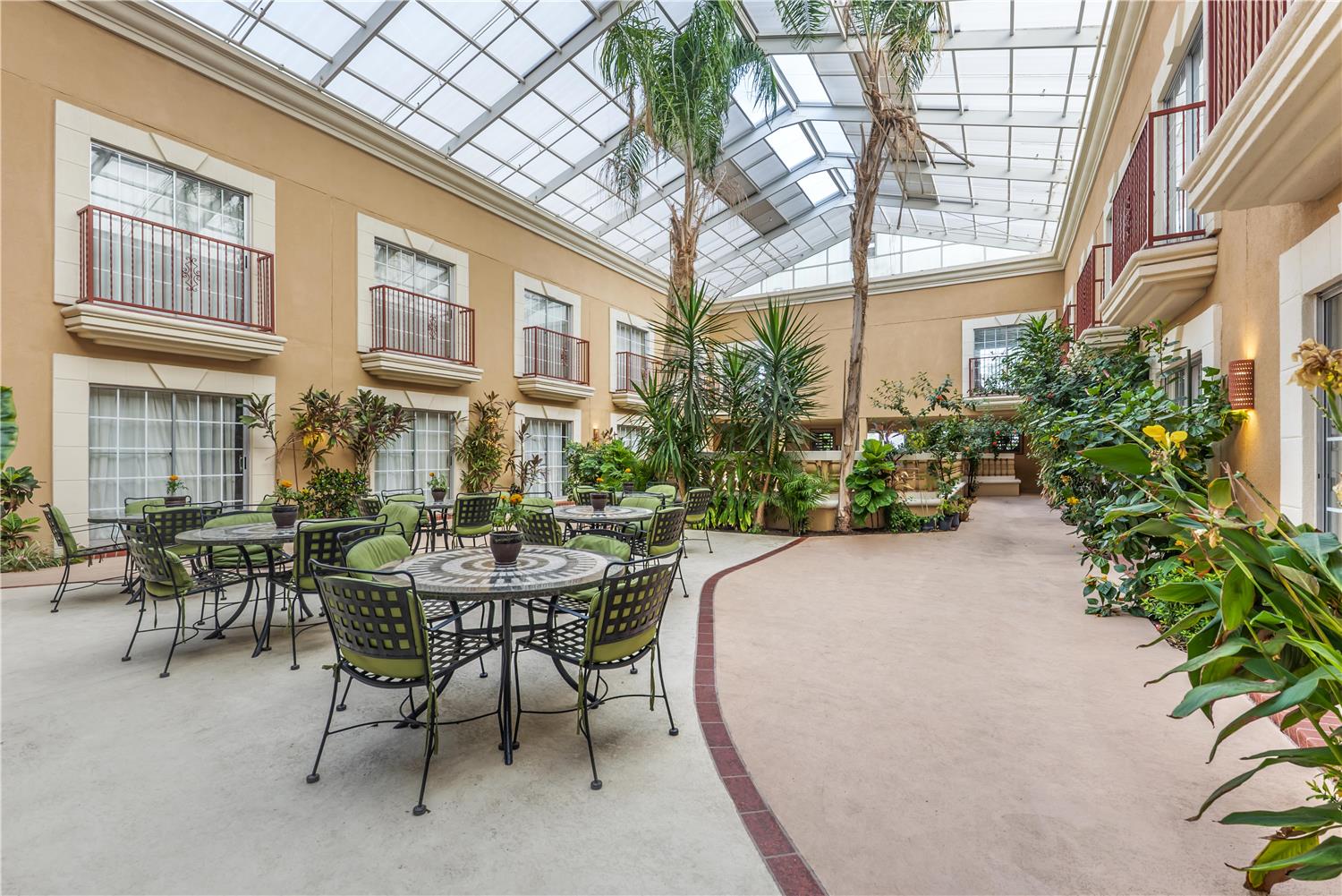 Best Western Plus Atrium Inn | Rooms & Rates