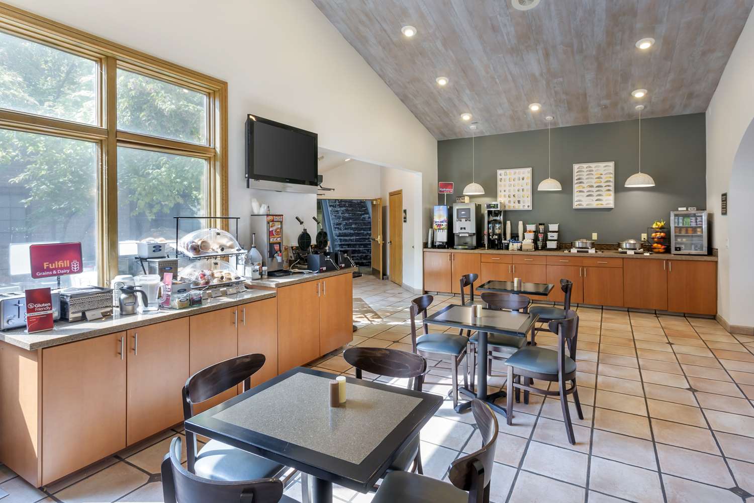 Hotel in North Salt Lake Best Western Plus CottonTree Inn