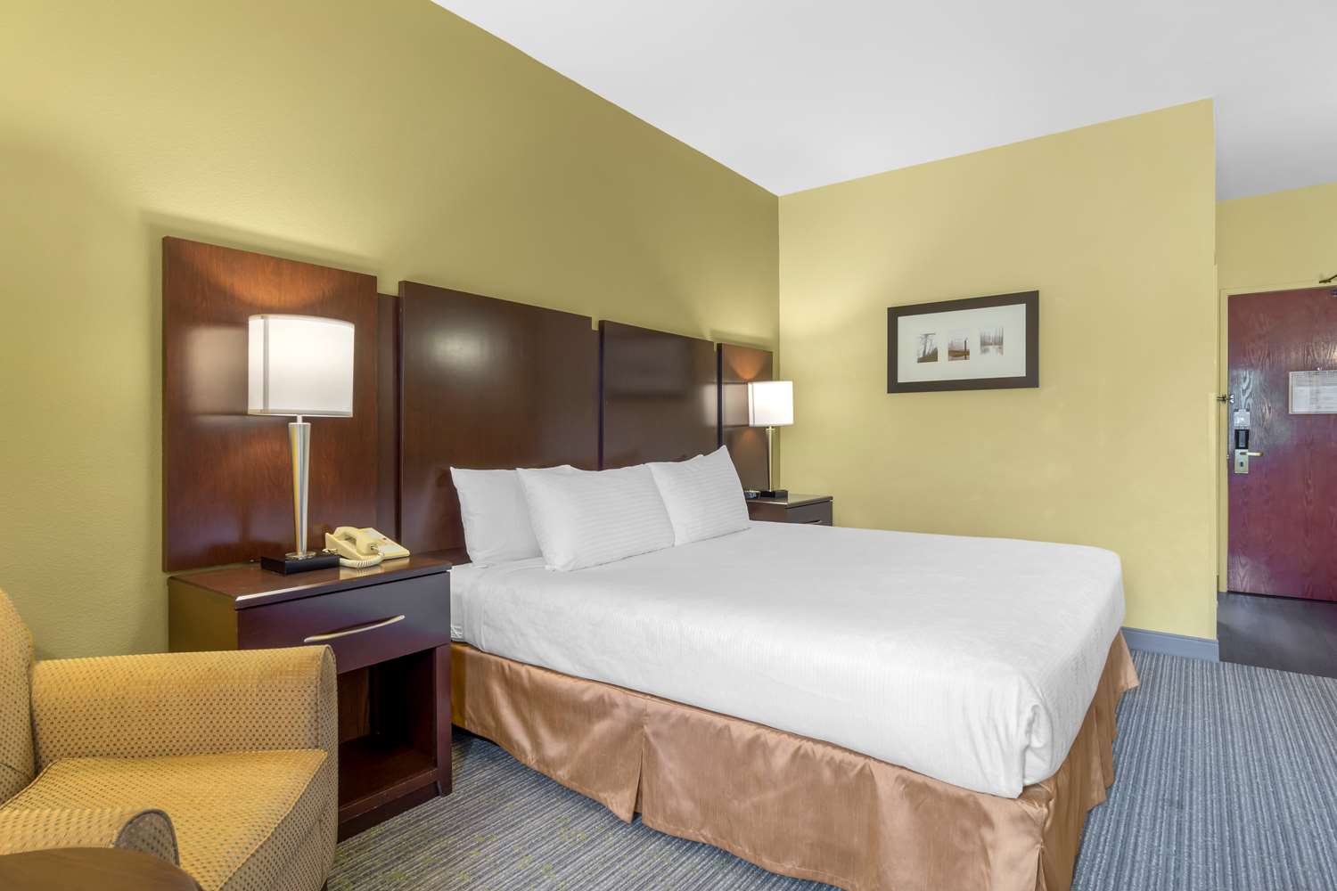 Best Western Plus Plaza by the Green | Hotel Rooms