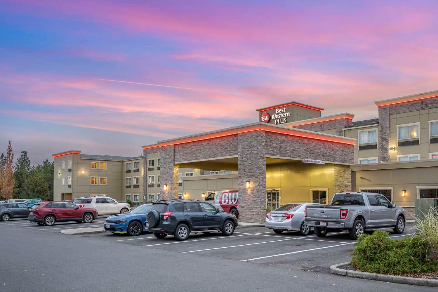 Hotel in Spokane Best Western Plus Peppertree Airport Inn