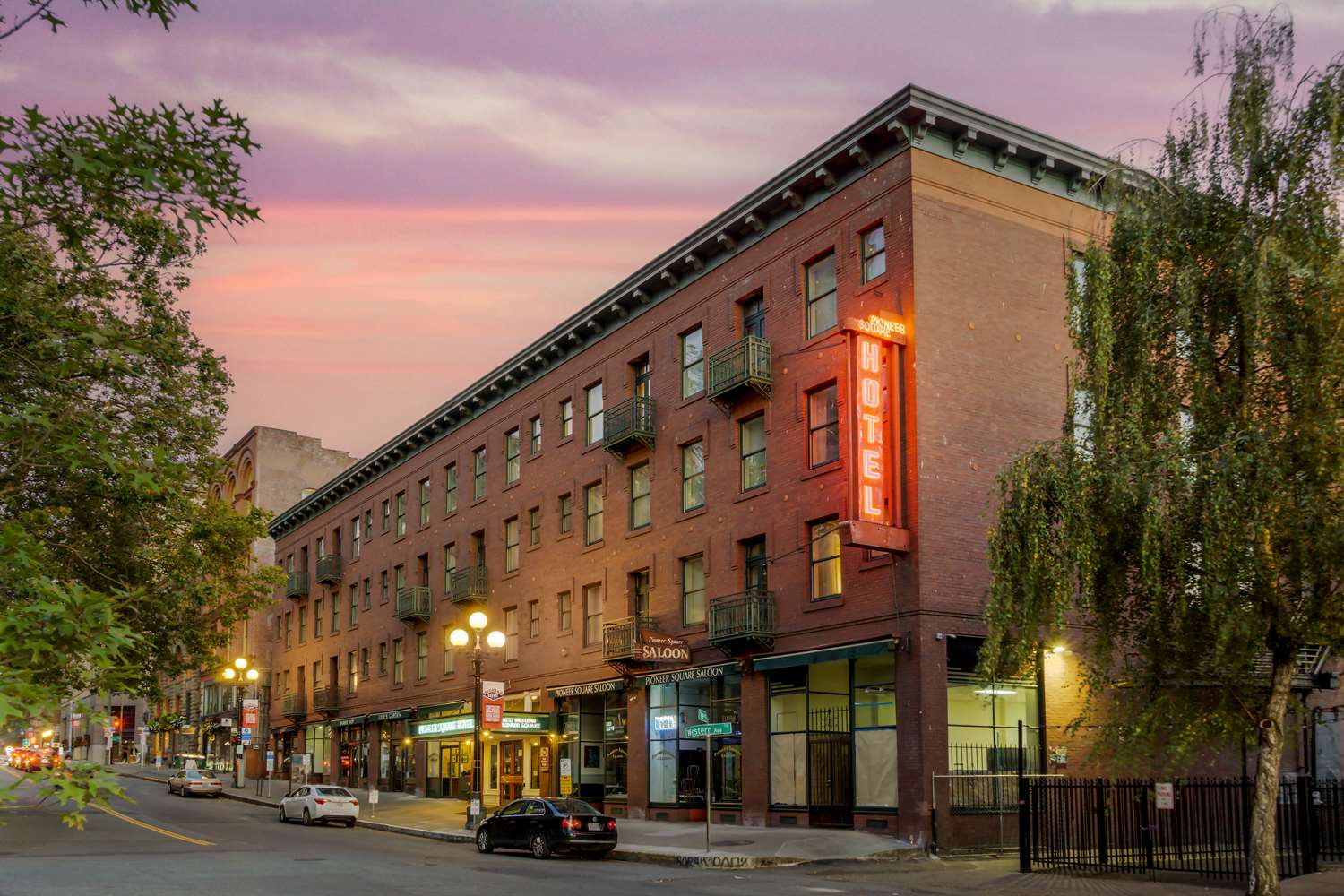 16 Best Hotels in Saint Paul. Hotels from $110/night - KAYAK