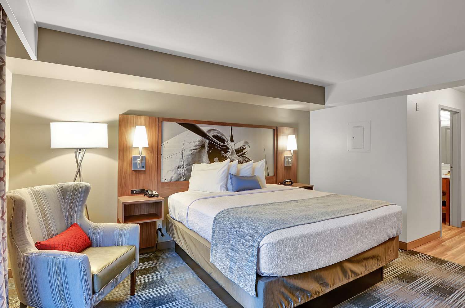 Hotelinformationen Best Western Plus Navigator Inn Suites Everett