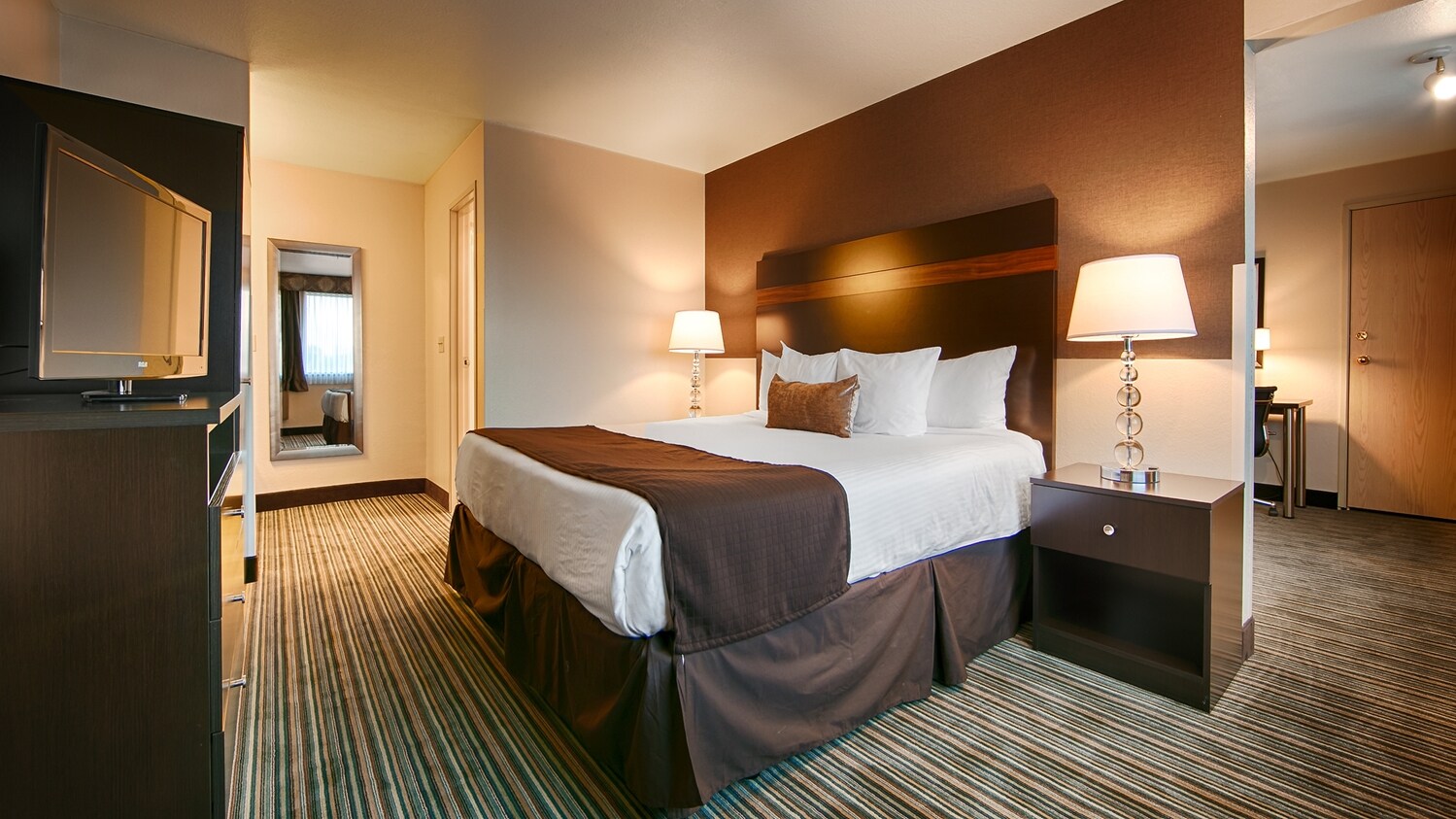 hotels in lynnwood wa hiring