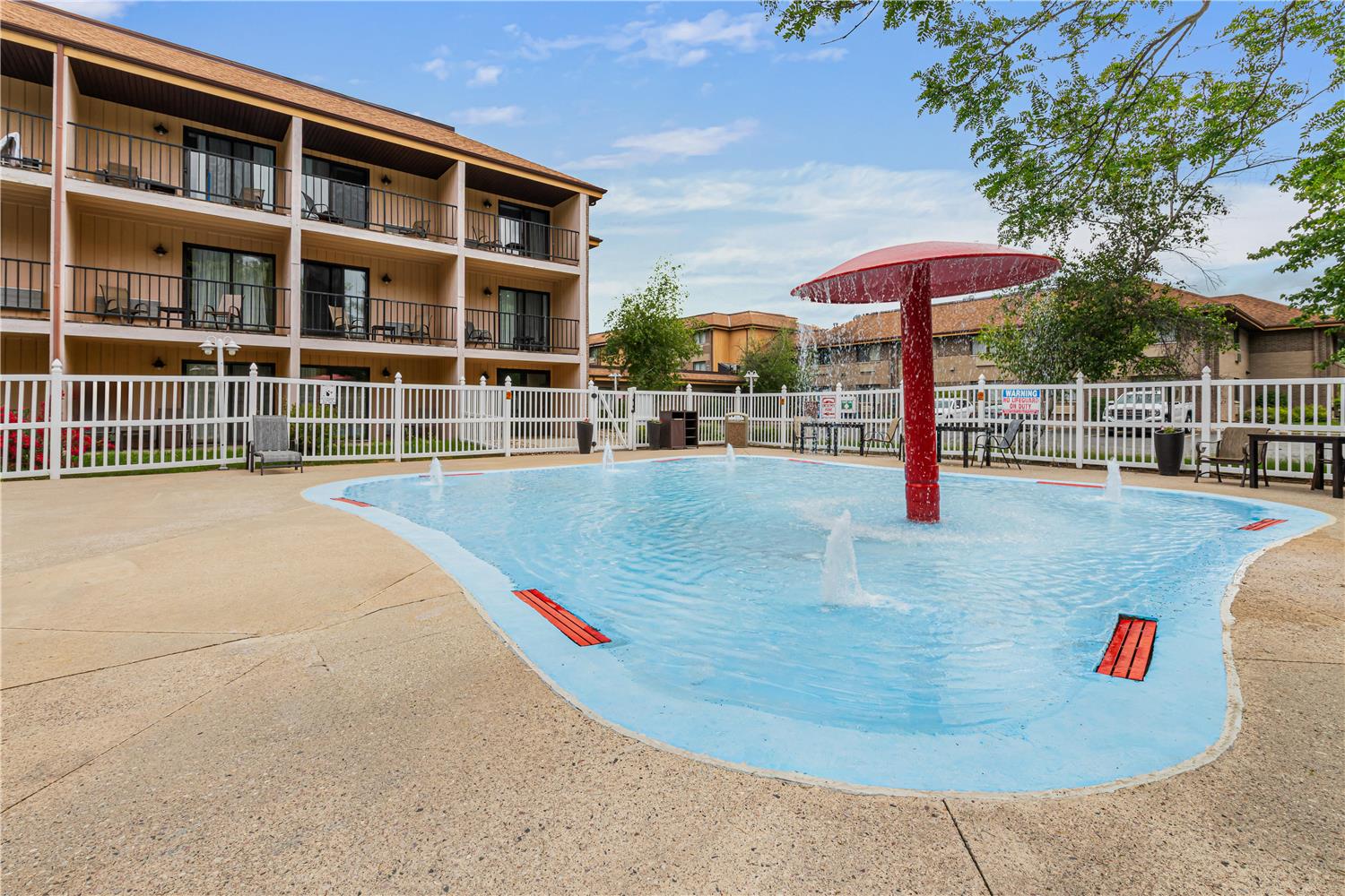 Hotel in Wisconsin Dells Best Western Ambassador Inn Suites