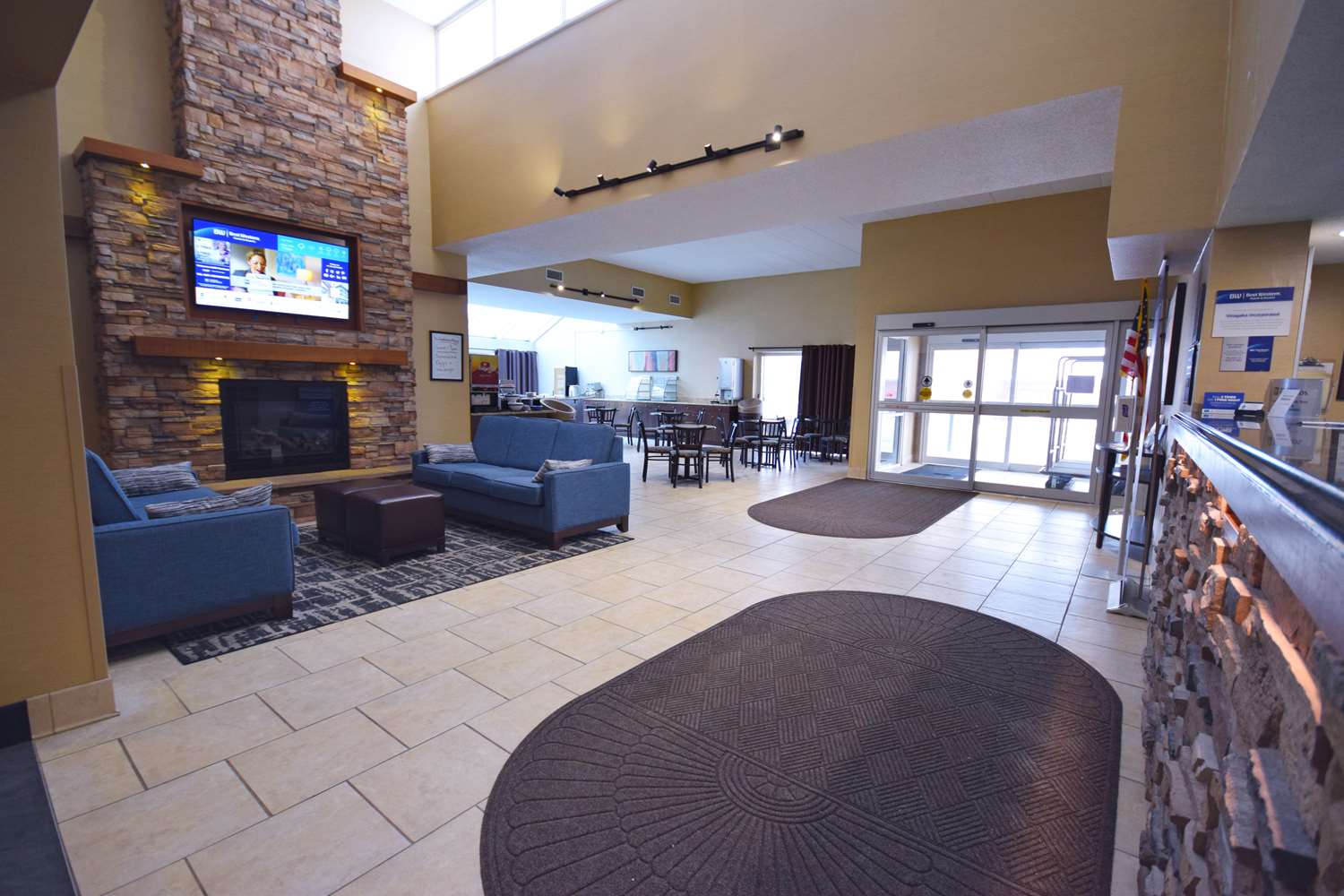 Portage Wi Hotels Best Western Resort Hotel Conference