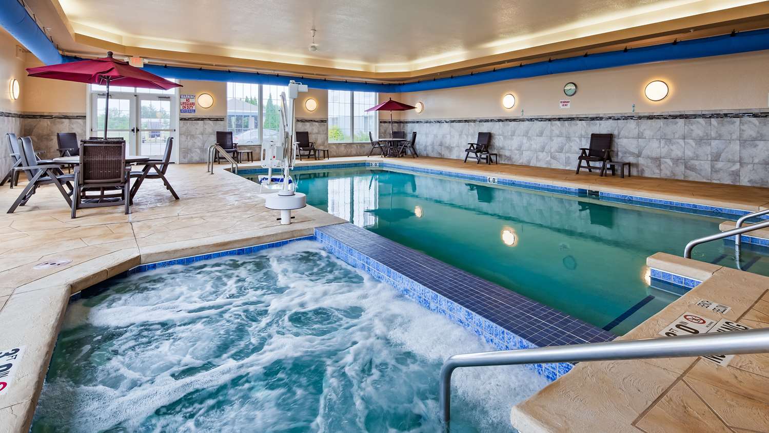 Best Price on Stoney Creek Hotel Wausau - Rothschild in Rothschild (WI) +  Reviews!