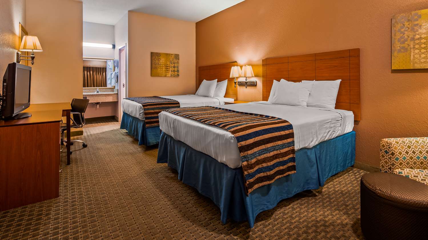 best hotels in ottawa ks