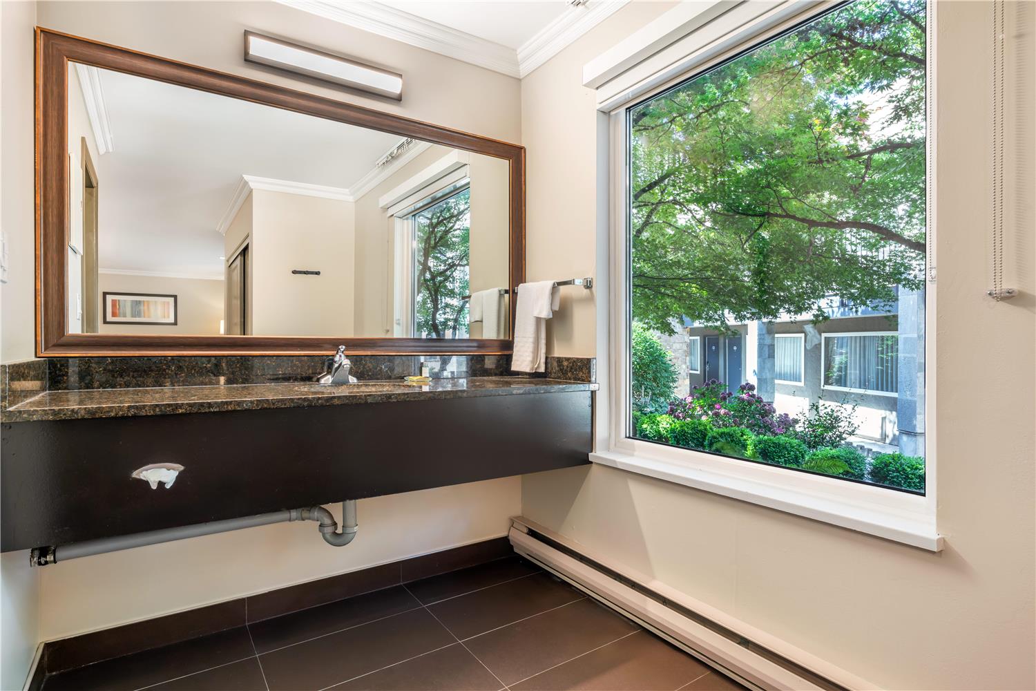 Hotel in Burnaby Best Western Plus Burnaby Hotel