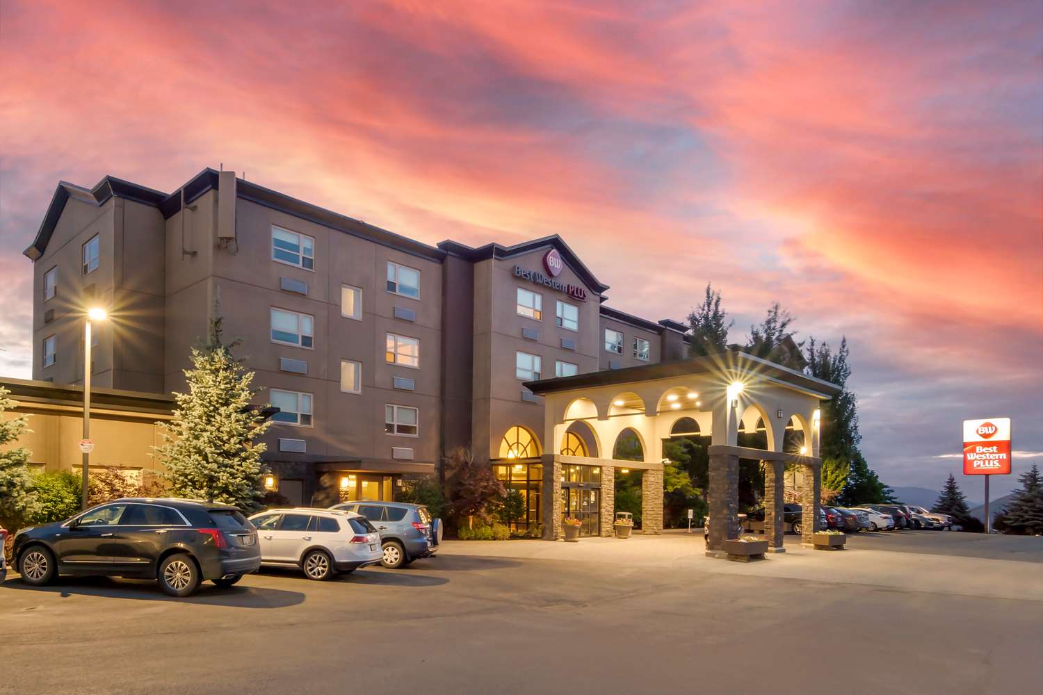 Hotel in Kamloops | Best Western Plus Kamloops Hotel