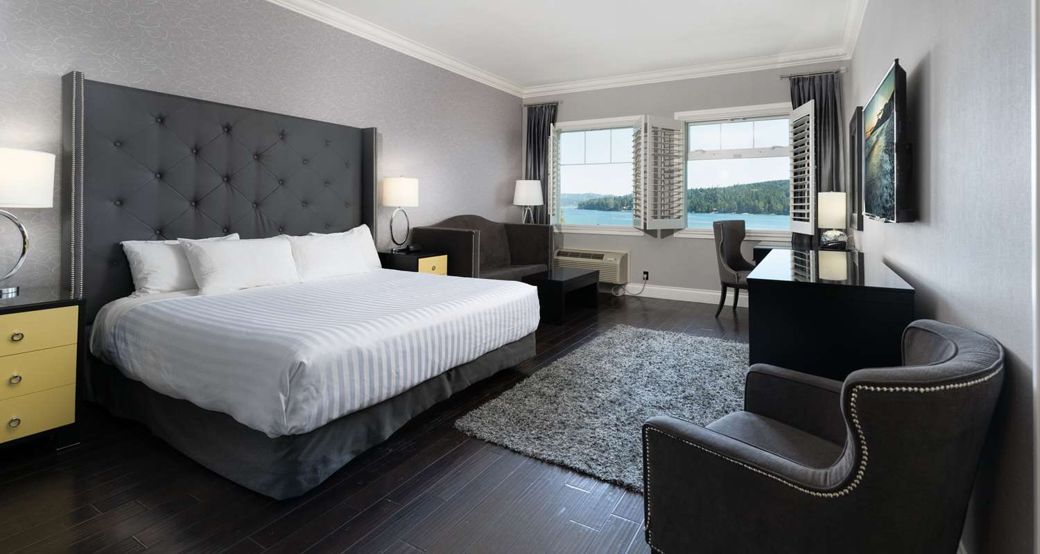 Hotel in Sooke  Prestige Oceanfront Resort