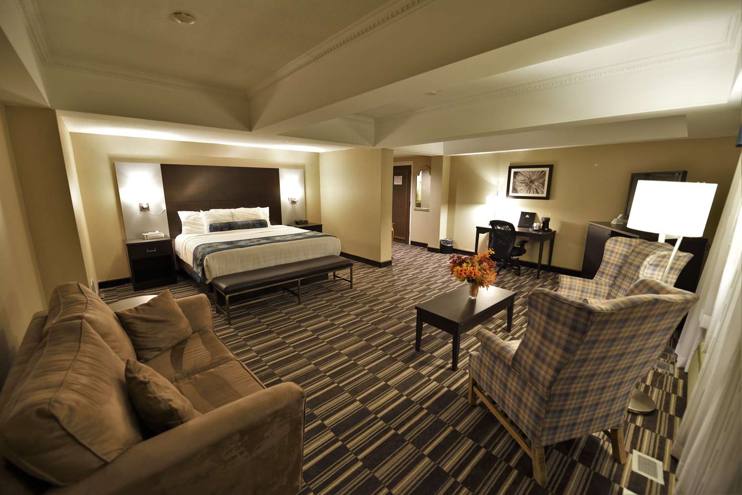 Sudbury Hotels Best Western Downtown Centreville Ontario King Guest Room