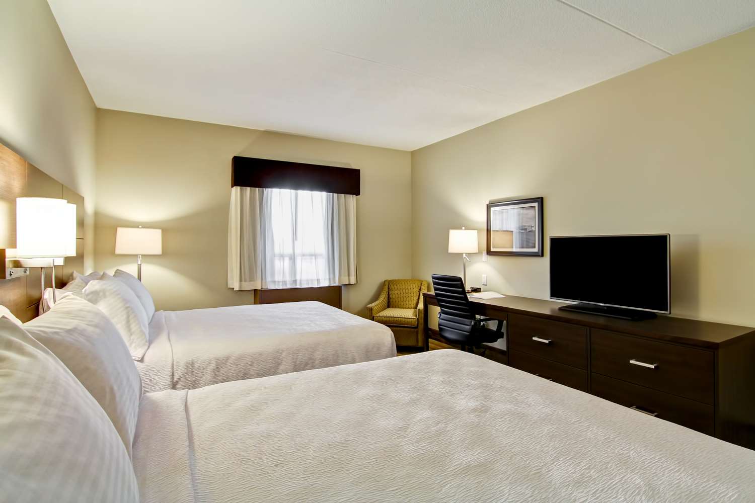 Best Western London Airport Inn & Suites | Rooms & Rates