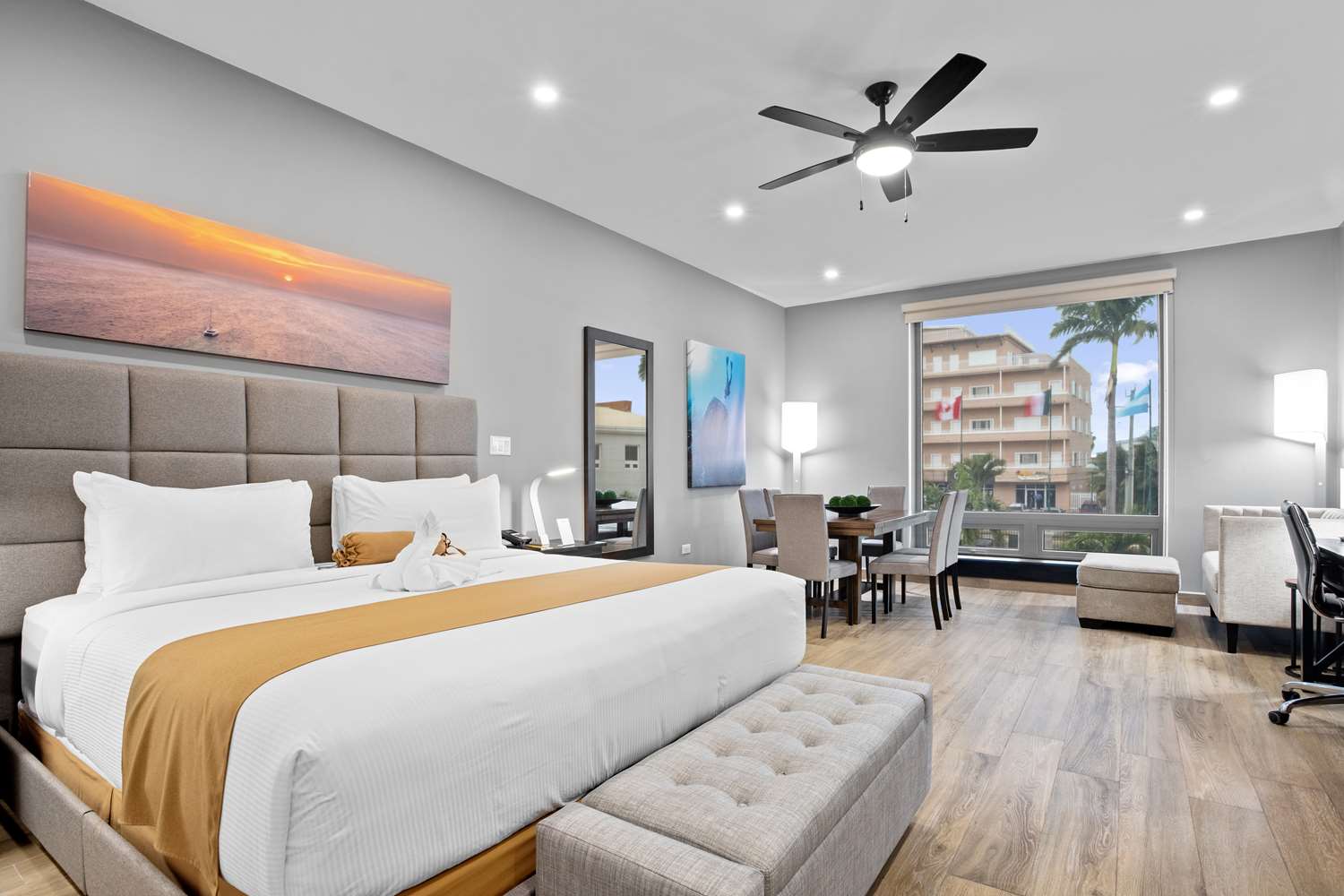 Hotel in Belize City Best Western Plus Belize Biltmore Plaza