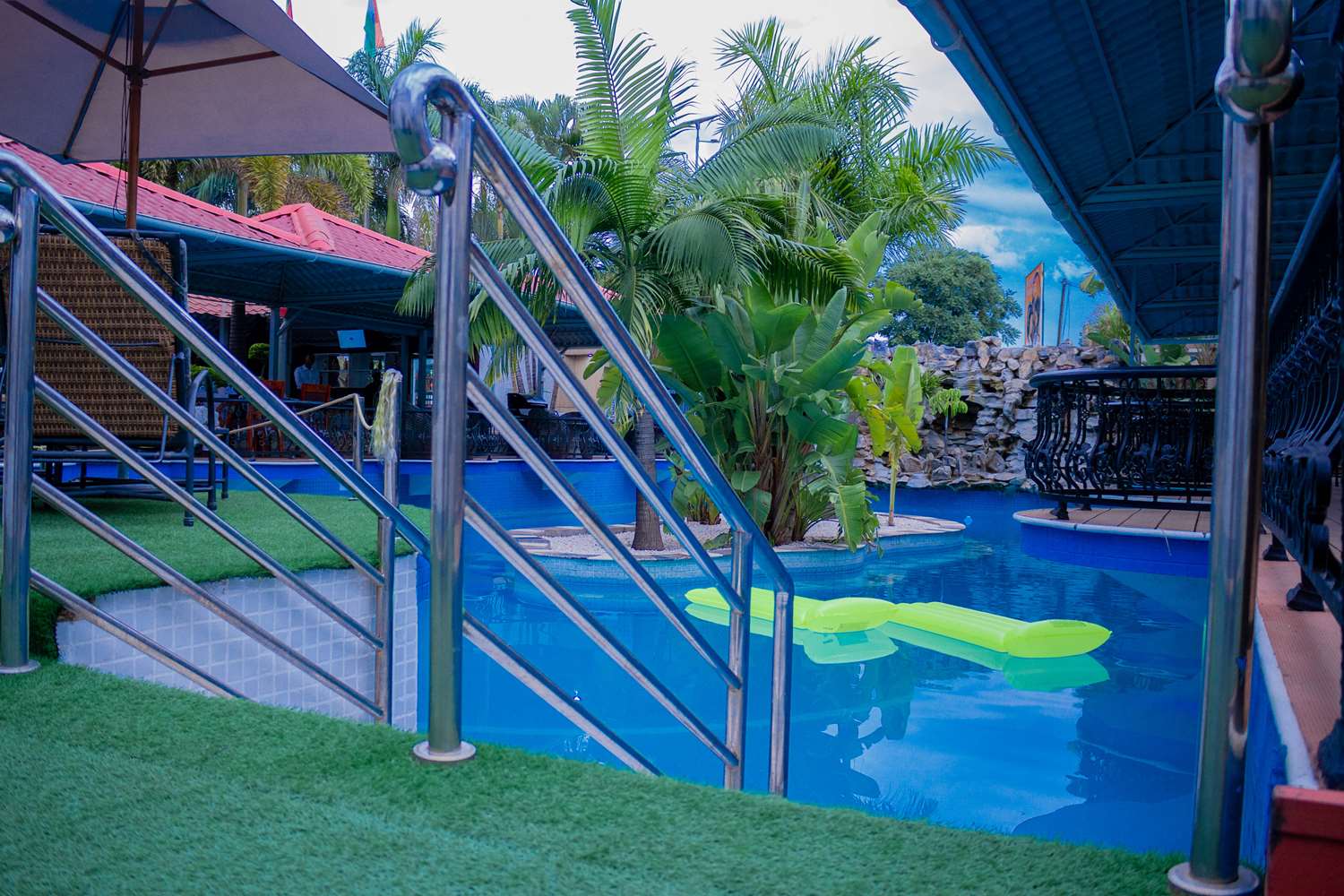 Hotel In Lusaka | Best Western Plus Paramount Hotel