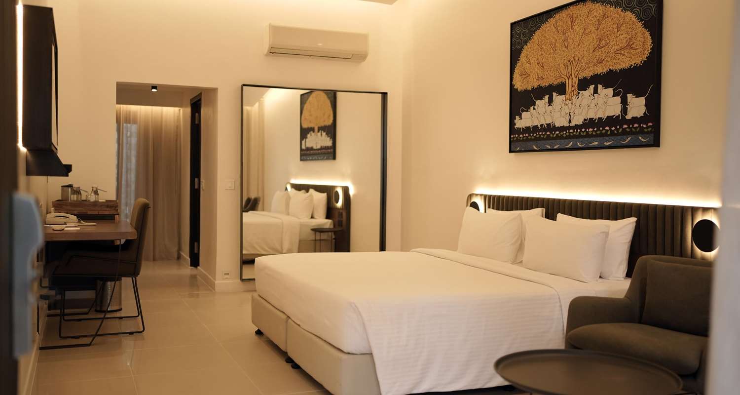 Hotel in Gurgaon Best Western Resort Country Club