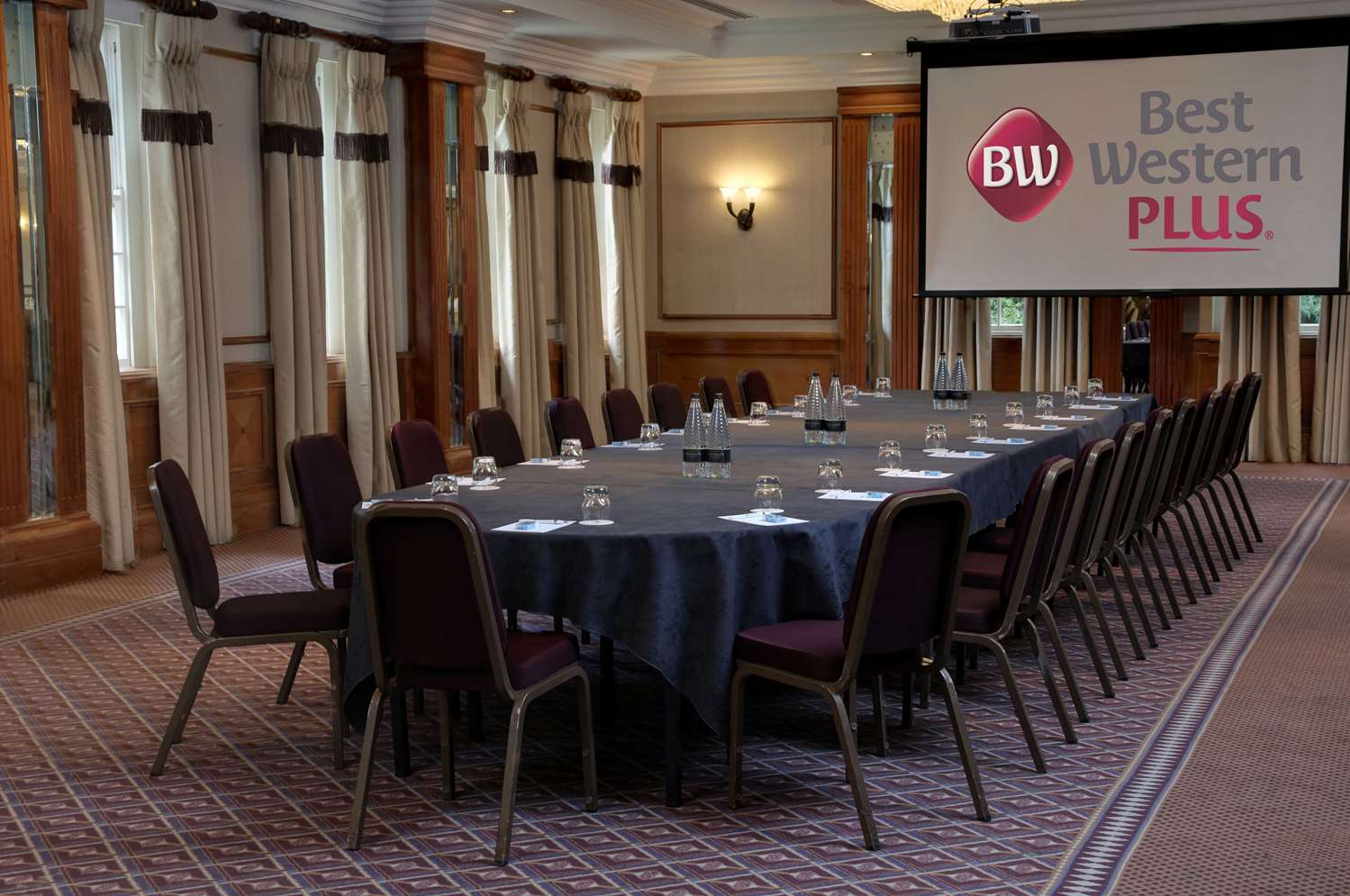 Hotel in Solihull | Best Western Plus Birmingham NEC Meriden Manor Hotel