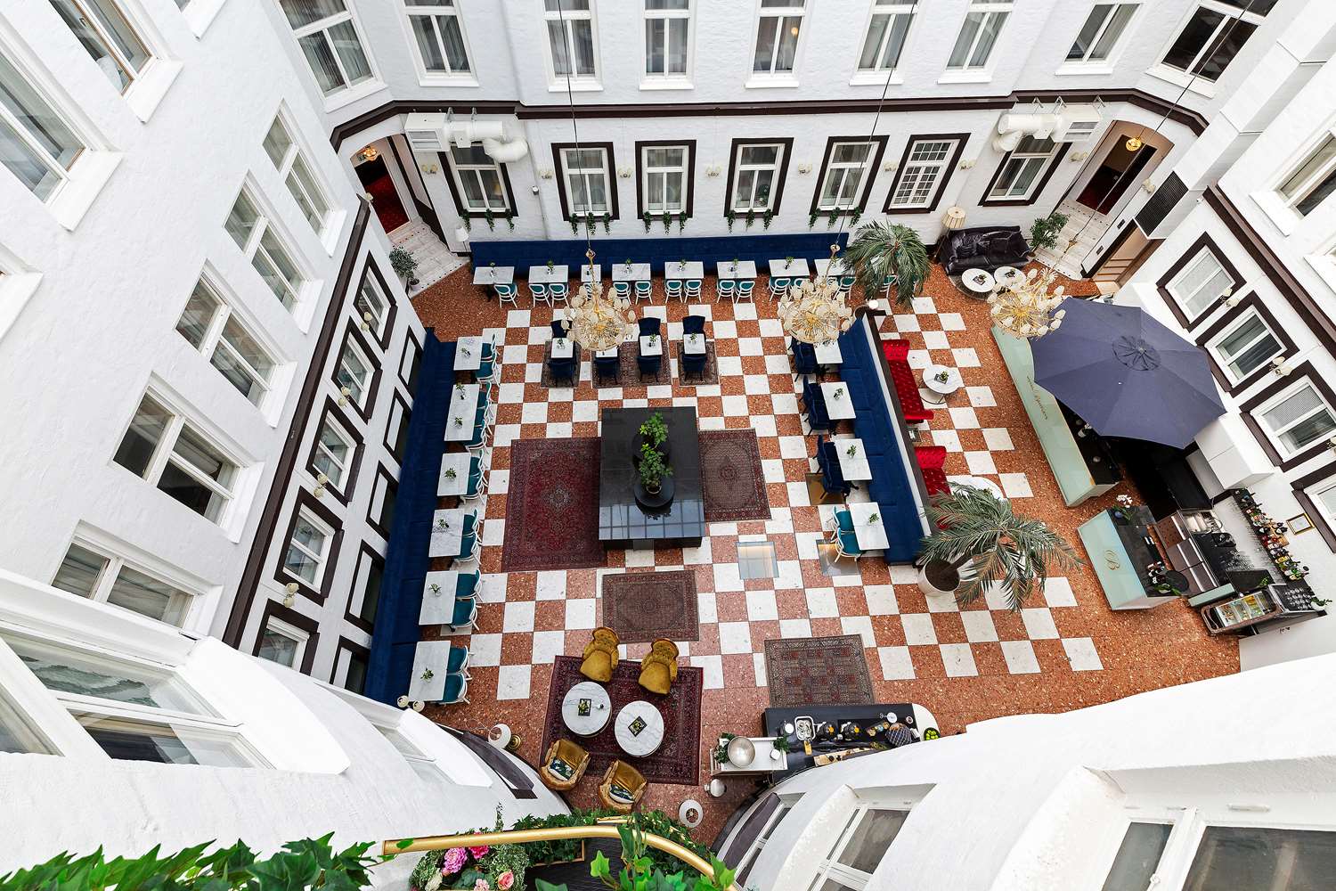 Le lit - Picture of The Chess Hotel, Paris - Tripadvisor